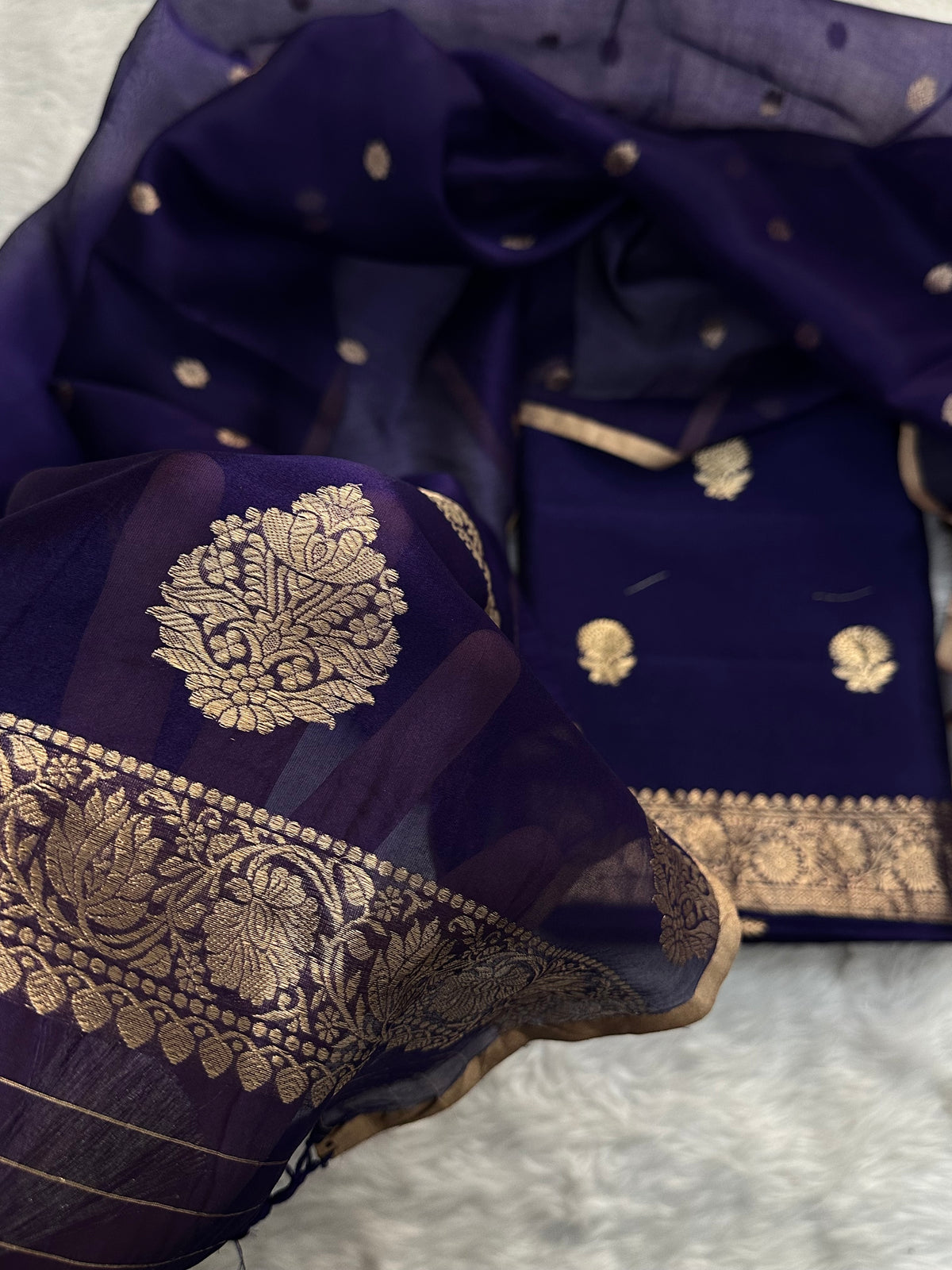 Handloom chiniya by banarasi store