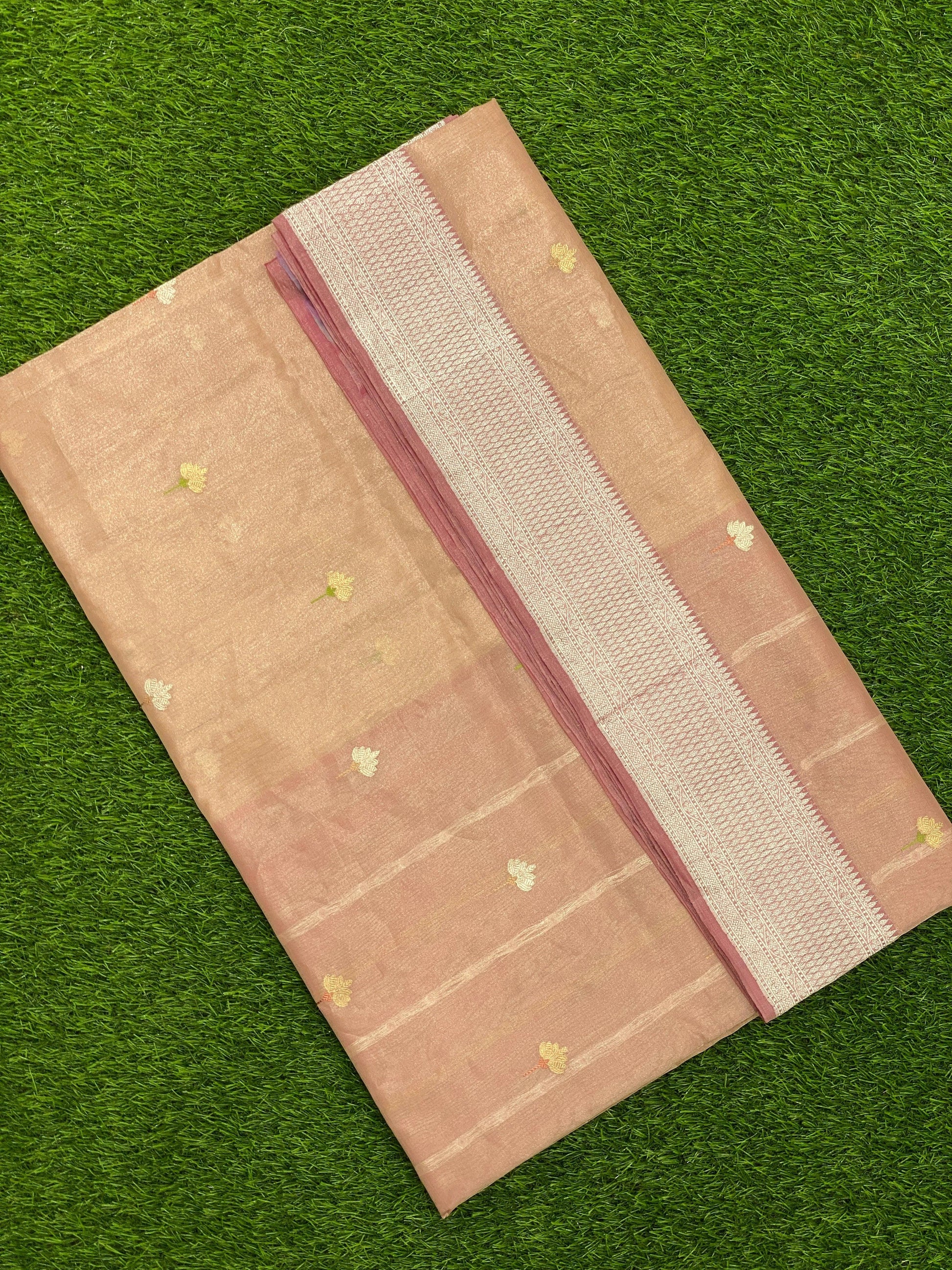 Handwoven banarasi saree by banarasi store - Banarasi Store