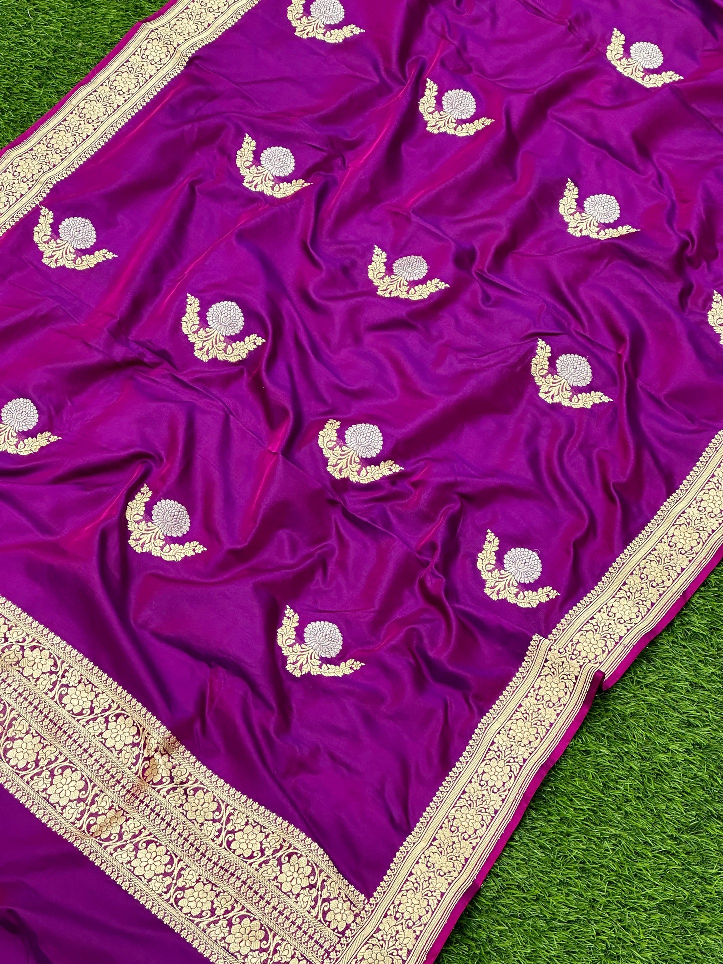 Handloom dupatta by banarasi store - Banarasi Store