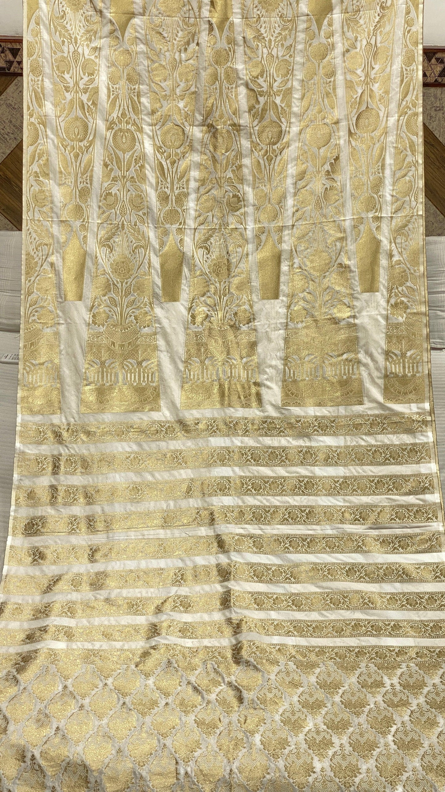 Lehenga by banarasi store - Banarasi Store