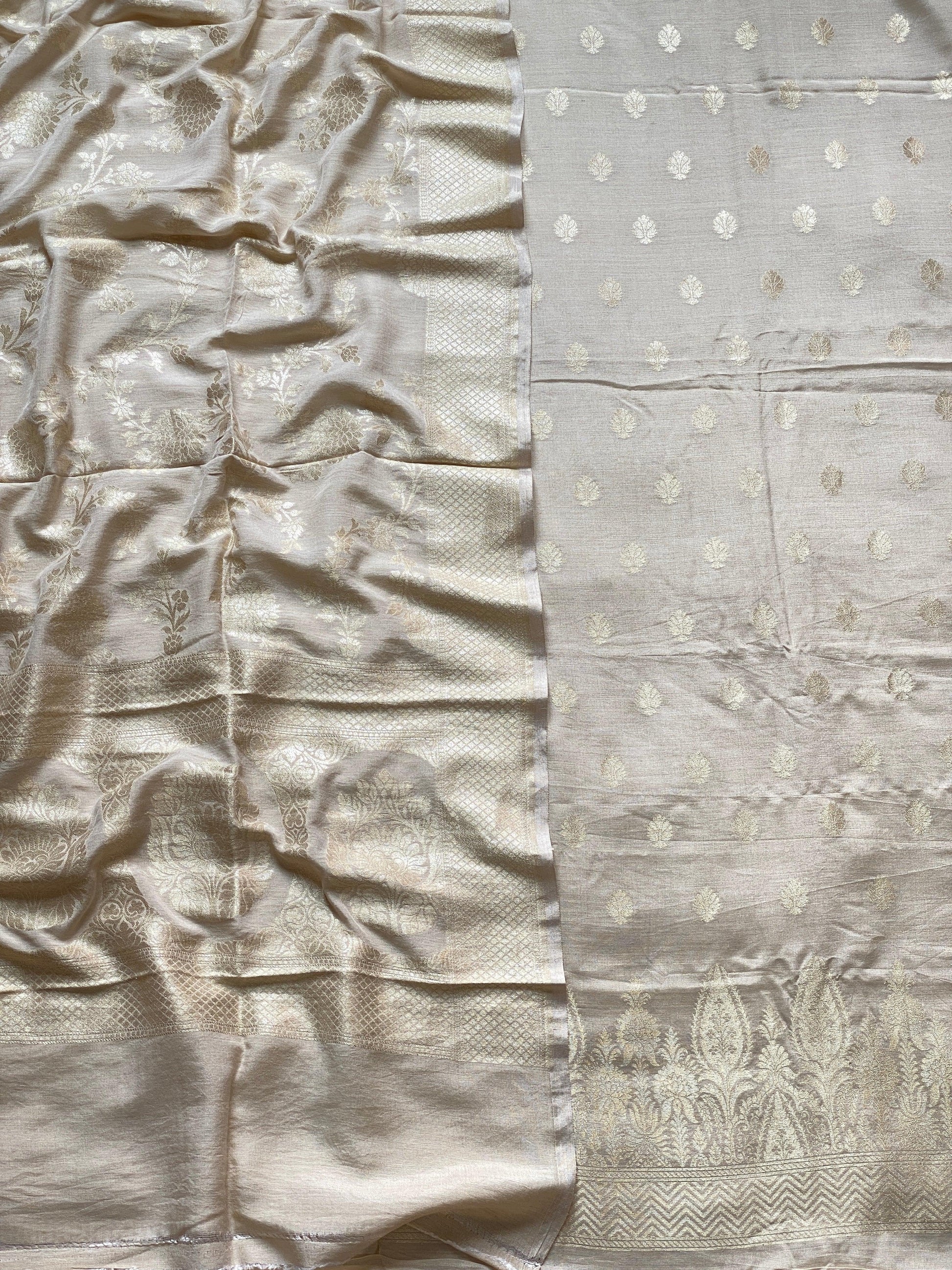 Handloom moonga by banarasi store - Banarasi Store