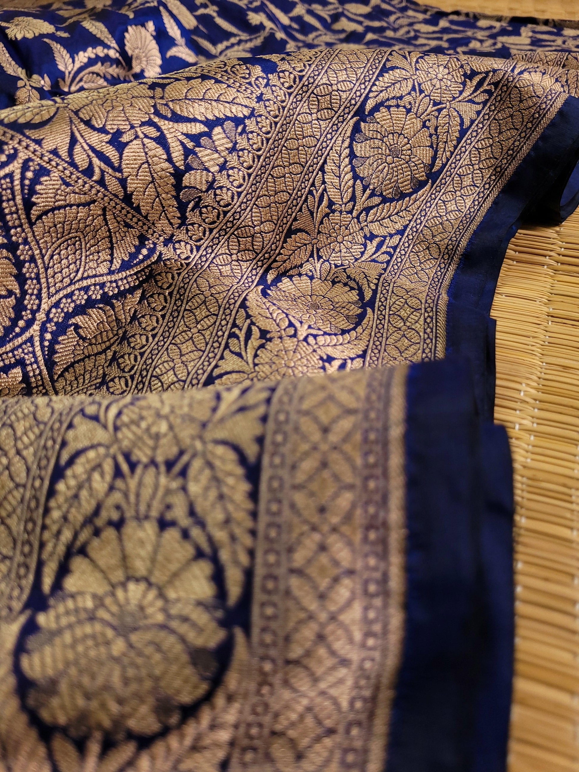 Handloom dupatta by banarasi store - Banarasi Store