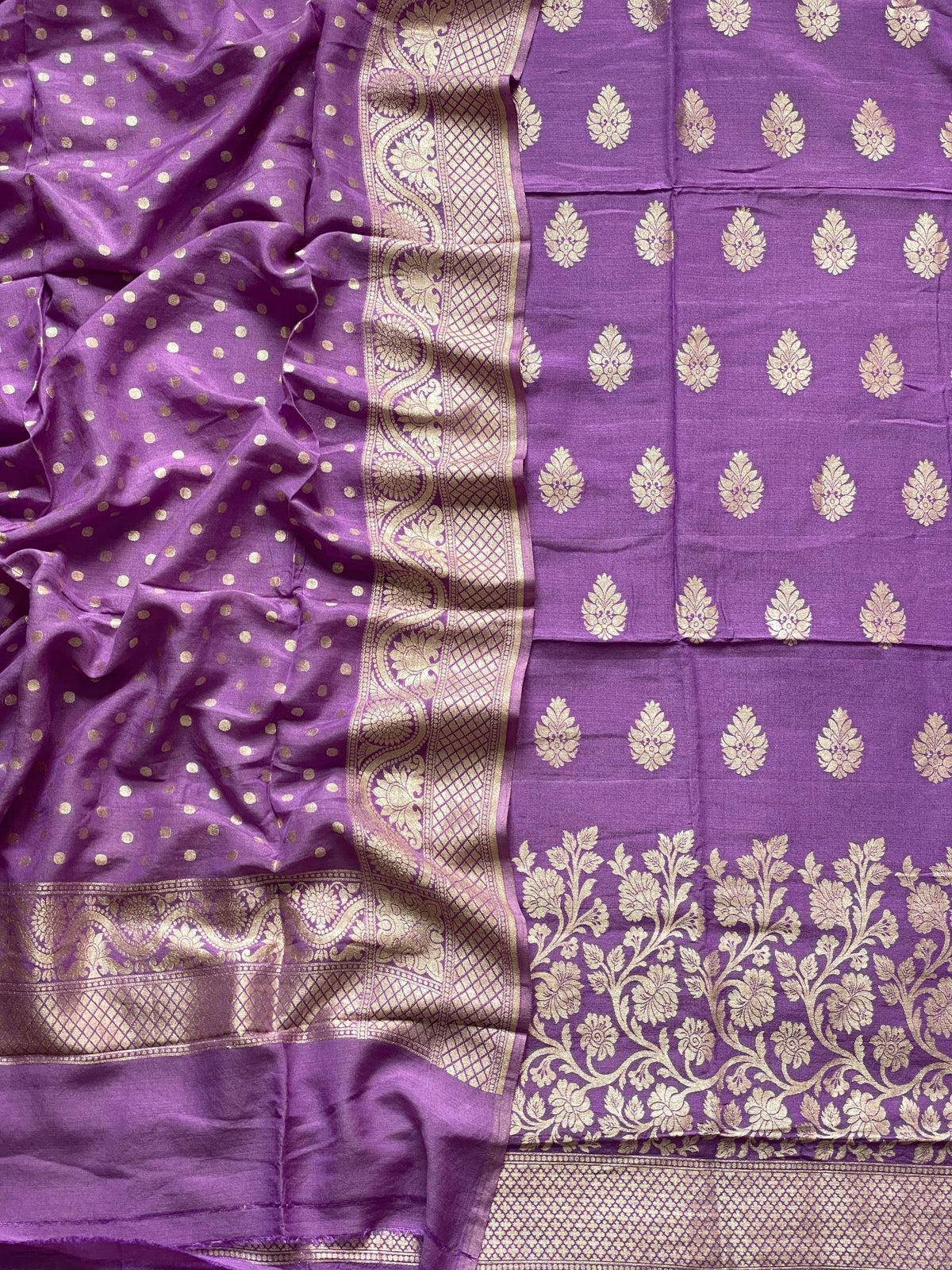 Handloom moonga by banarasi store - Banarasi Store