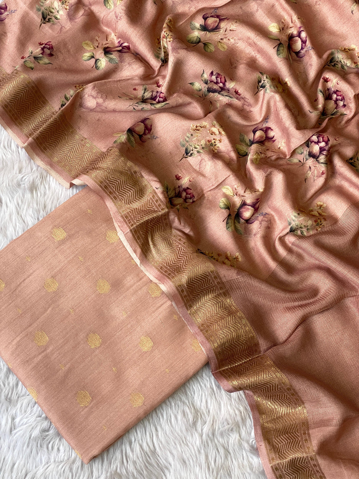 Reshmi munga by banarasi store - Banarasi Store