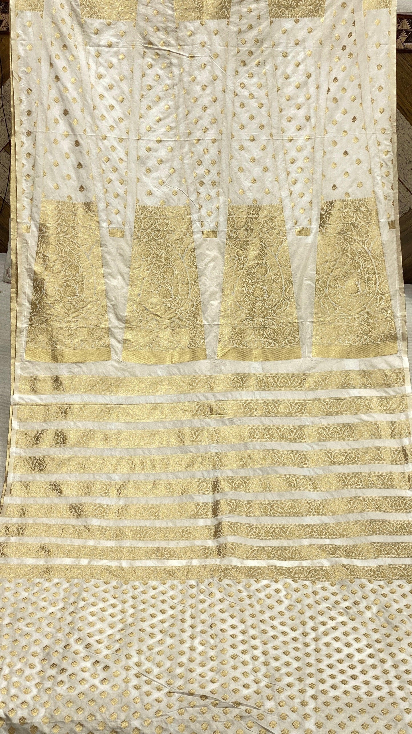 Lehenga by banarasi store - Banarasi Store