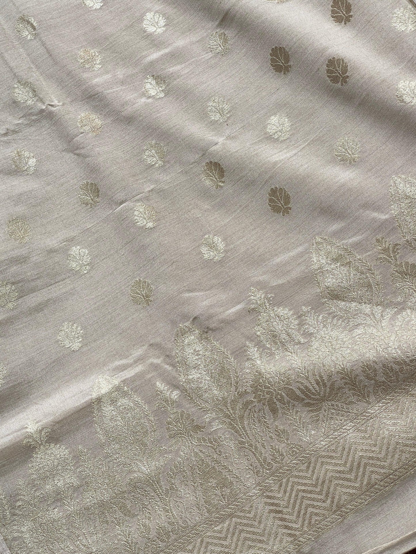 Handloom moonga by banarasi store - Banarasi Store
