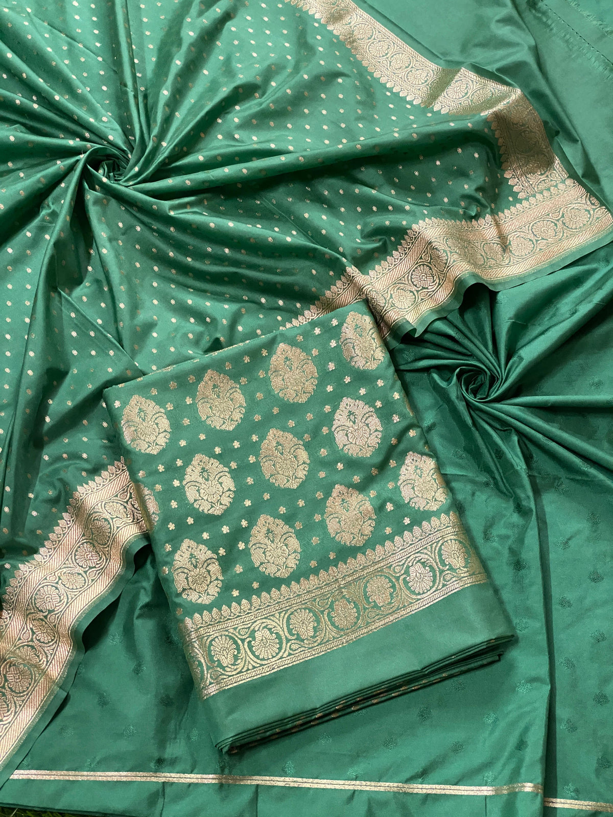 Banarasi katan suit by banarasi store - Banarasi Store